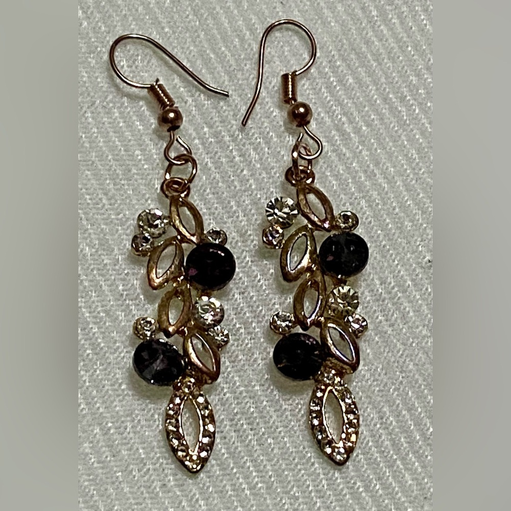 Elegant Gold and Black Dangle Earrings
